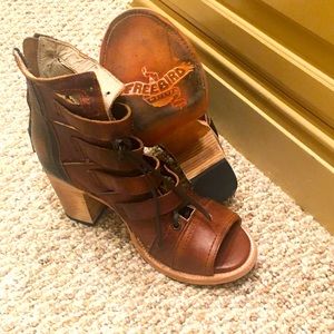 FREEBIRD BOOTS Size 9 excellent condition